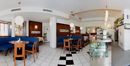 Pizzeria Restaurant Wieser Couette-café *
